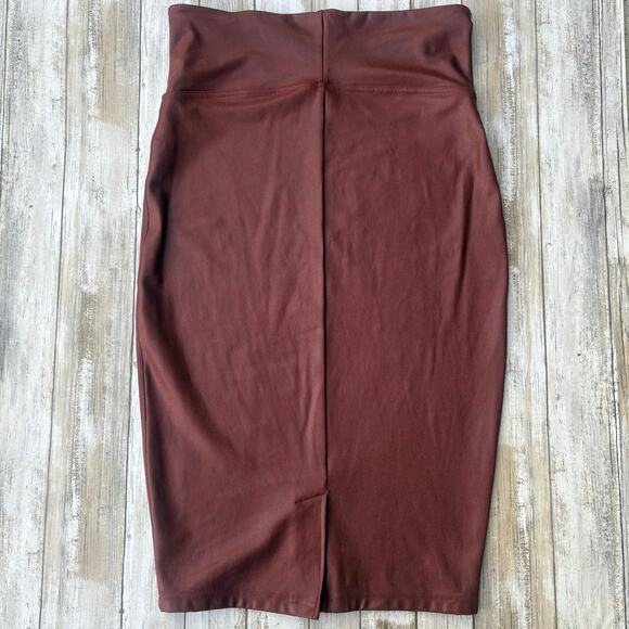 Spanx Pencil Skirt Sz L Brick Red High Waist Stretch Shaping Faux Leather - Picture 3 of 9